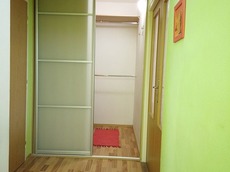 Pronájem bytu 2+1 59 m² - foto 5