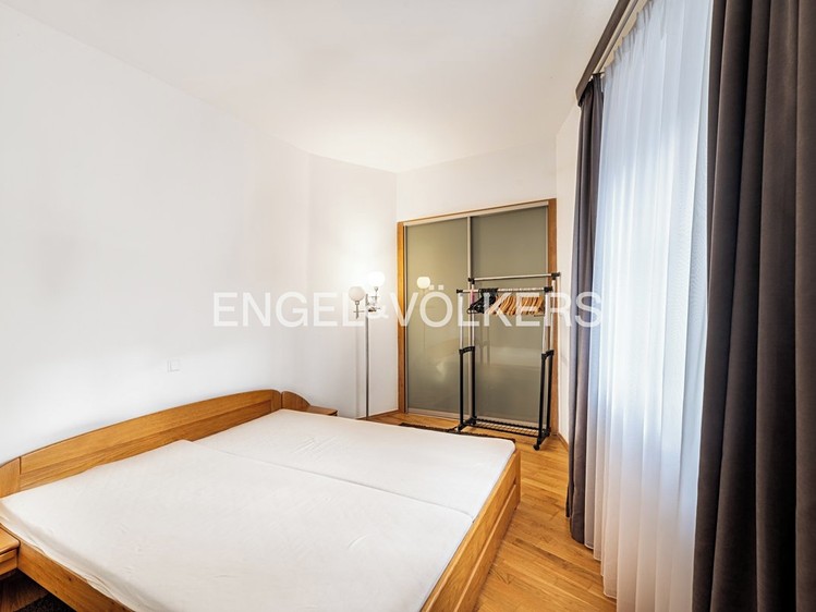 Pronájem bytu 2+1 85 m² - foto 8