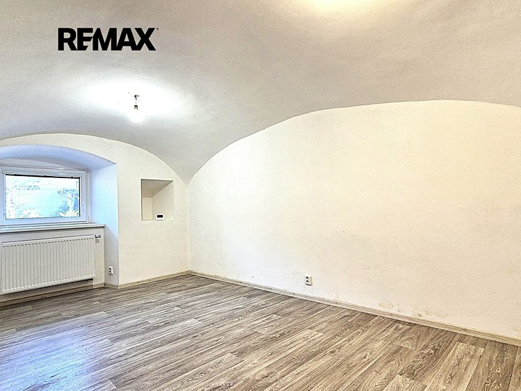 Pronájem bytu 4+kk 80 m² - foto 6