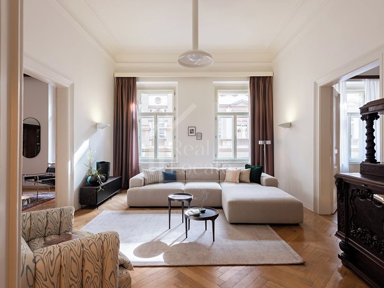Prodej bytu 4+1 144 m² - foto 1