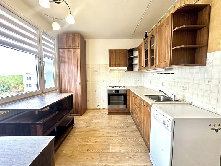Prodej bytu 4+1 82 m² - foto 1