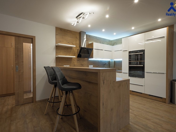 Prodej bytu 2+kk 62 m² - foto 1
