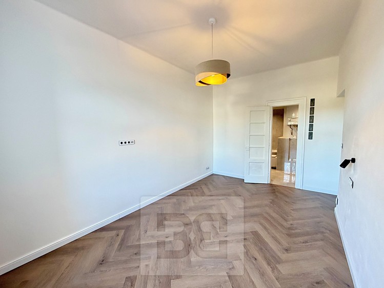 Pronájem bytu 3+kk 95 m² - foto 8