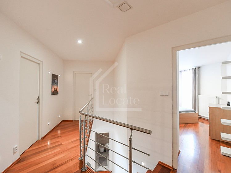 Pronájem bytu 2+kk 107 m² - foto 6