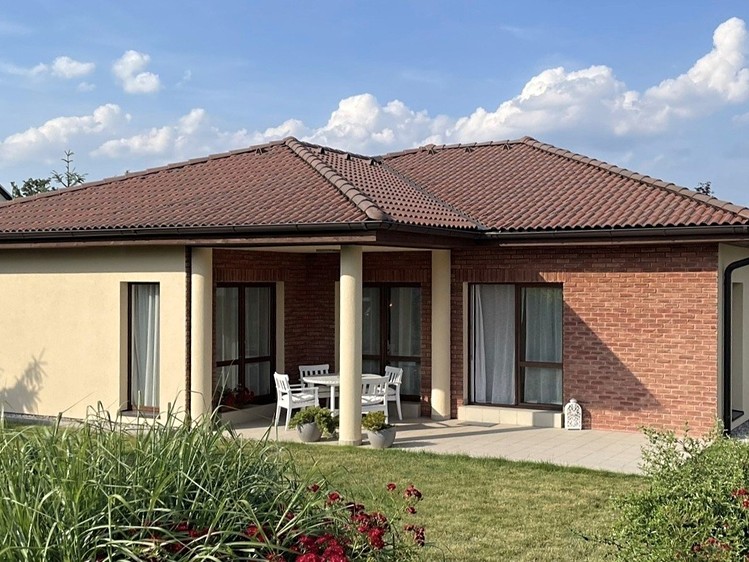 Prodej rodinného domu 136 m², pozemek 1 031 m² - foto 1