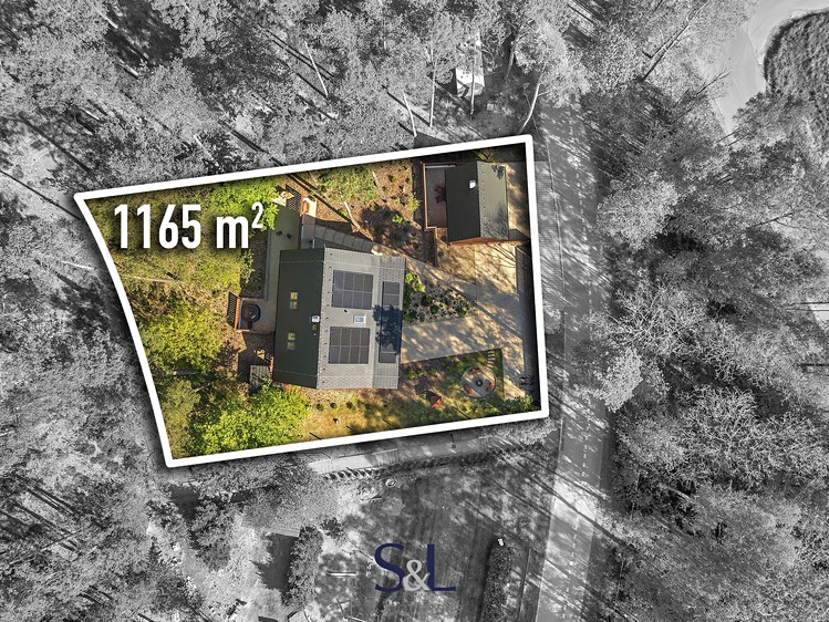 Prodej rodinného domu 197 m², pozemek 1 165 m² - foto 7