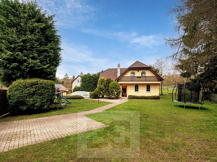 Prodej  rodinného domu 170 m², pozemek 1 332 m² - foto 6