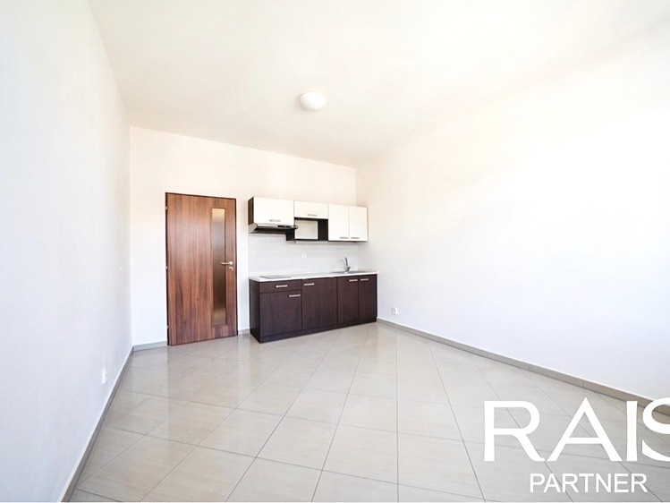 Prodej bytu 1+kk 29 m² (Jednopodlažní) - foto 2