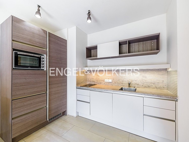 Pronájem bytu 1+kk 37 m² - foto 4