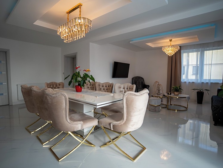 Prodej rodinného domu 210 m², pozemek 837 m² - foto 6