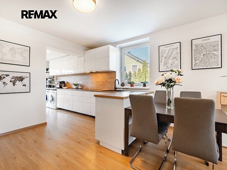 Prodej vícegeneračního domu 163 m², pozemek 1 205 m² - foto 7