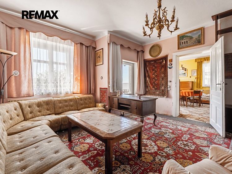 Prodej vily 320 m², pozemek 1 286 m² - foto 4