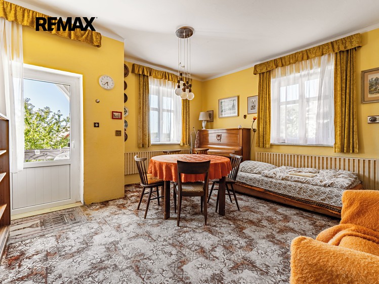 Prodej vily 320 m², pozemek 1 286 m² - foto 5