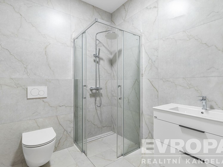 Prodej rodinného domu 129 m², pozemek 569 m² - foto 5