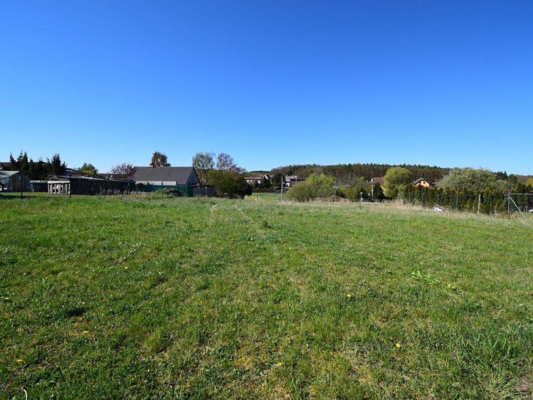 Prodej stavebního pozemku 1 244 m² - foto 2