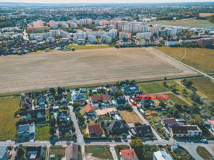 Prodej stavebního pozemku 681 m² - foto 2
