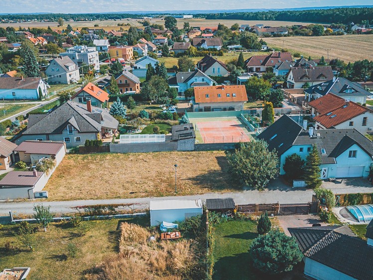 Prodej stavebního pozemku 681 m² - foto 6