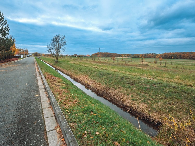 Prodej pozemku 772 m² - foto 4
