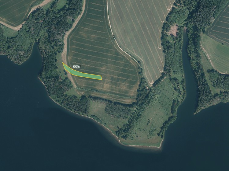 Prodej pole 3 595 m² - foto 1