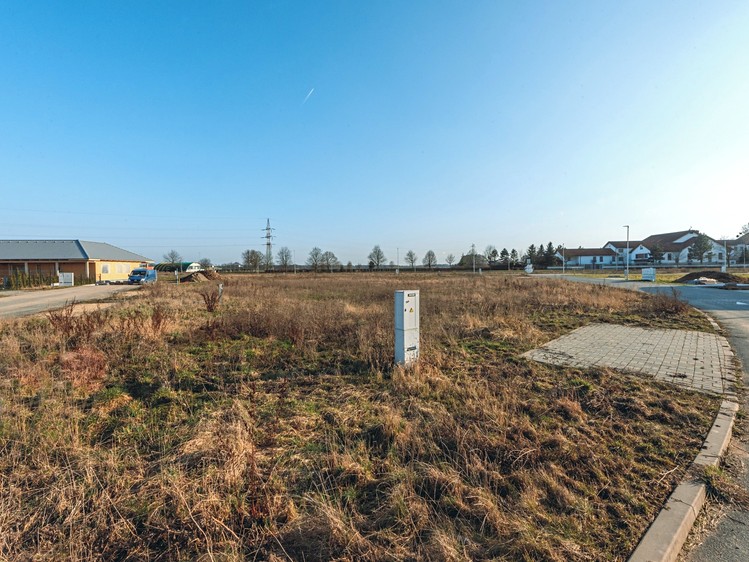 Prodej stavebního pozemku 1 094 m² - foto 2