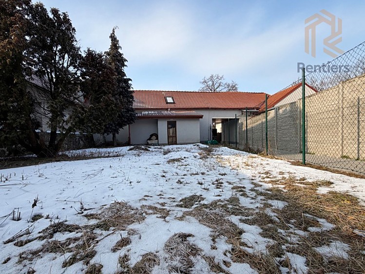 Prodej rodinného domu 145 m², pozemek 265 m² - foto 3