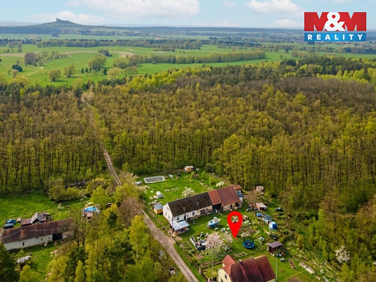 Prodej stavebního pozemku 818 m² - foto 3