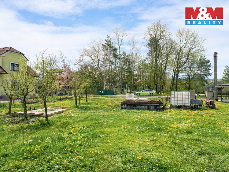 Prodej stavebního pozemku 818 m² - foto 5