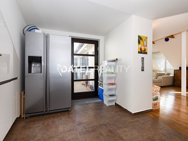 Prodej bytu 3+kk 135 m² (Jednopodlažní) - foto 7