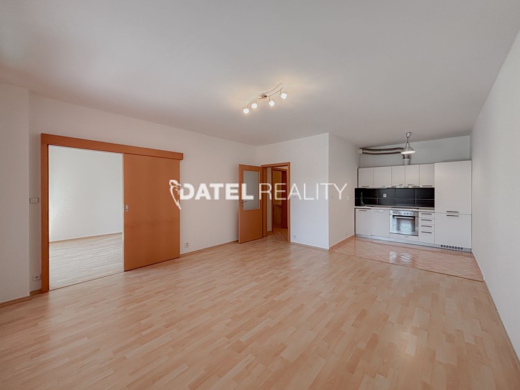 Pronájem bytu 2+kk 56 m² (Jednopodlažní) - foto 1