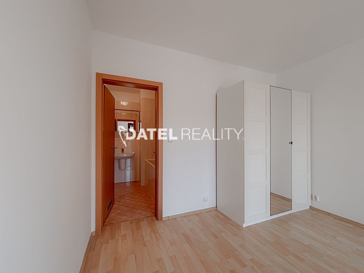 Pronájem bytu 2+kk 56 m² (Jednopodlažní) - foto 7
