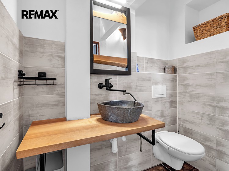 Prodej rodinného domu 130 m², pozemek 711 m² - foto 2