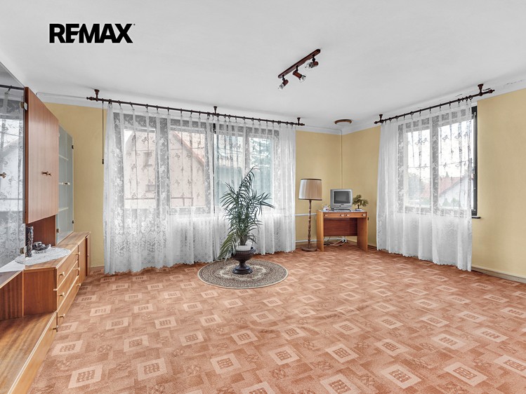 Prodej rodinného domu 217 m², pozemek 522 m² - foto 3