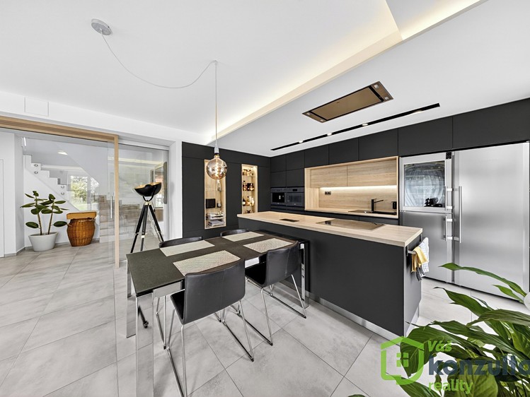 Prodej  rodinného domu 151 m², pozemek 572 m² - foto 8
