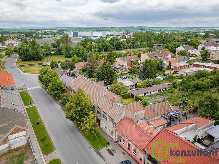 Prodej rodinného domu 189 m², pozemek 541 m² - foto 7