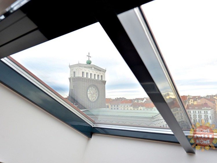 Pronájem bytu 1+kk 39 m² (Podkrovní) - foto 3