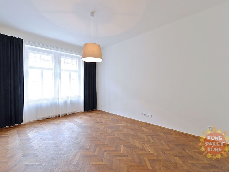 Pronájem bytu 3+kk 93 m² - foto 2