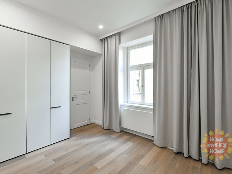 Pronájem bytu 3+kk 92 m² - foto 5