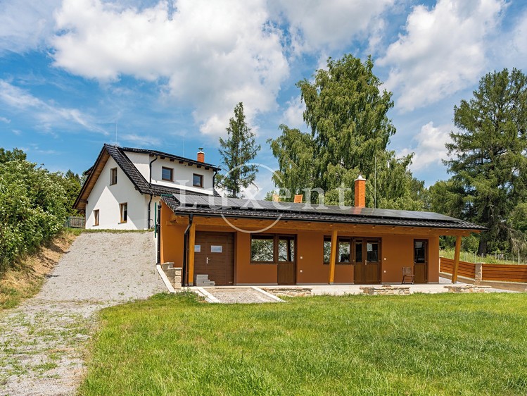Prodej rodinného domu 186 m², pozemek 1 810 m² - foto 5