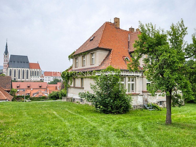 Prodej vily 469 m², pozemek 874 m² - foto 7
