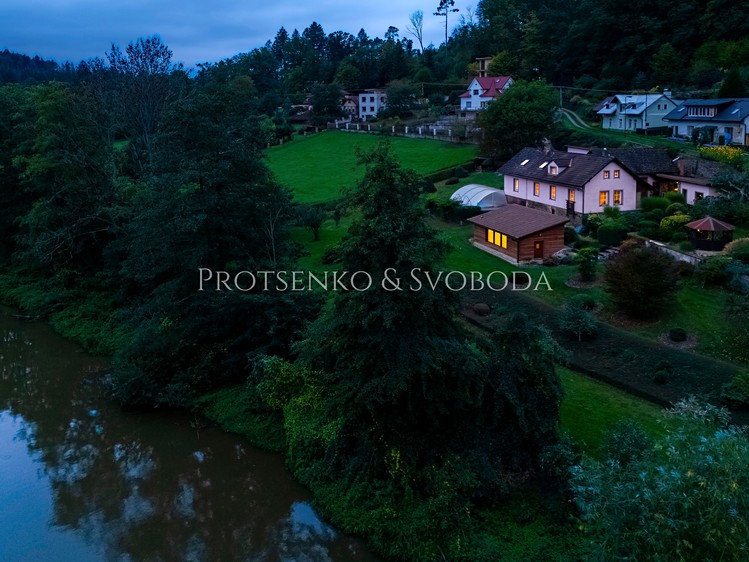 Prodej rodinného domu 257 m², pozemek 4 348 m² - foto 3