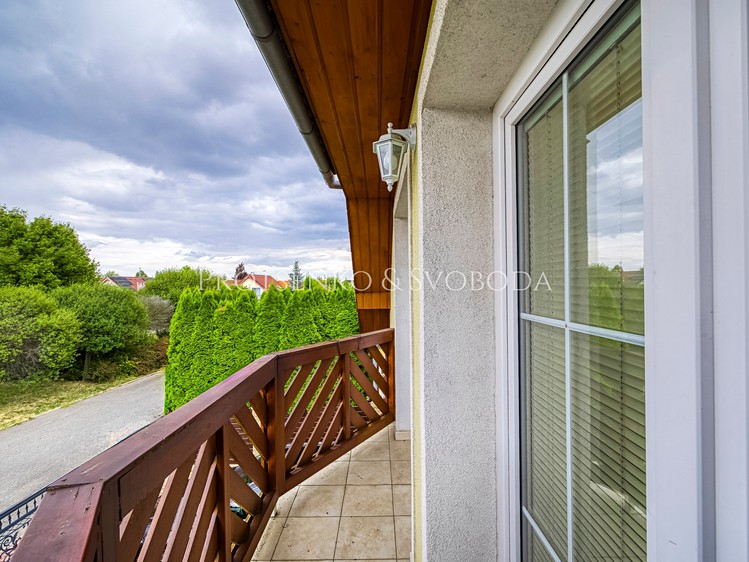 Prodej rodinného domu 185 m², pozemek 920 m² - foto 7