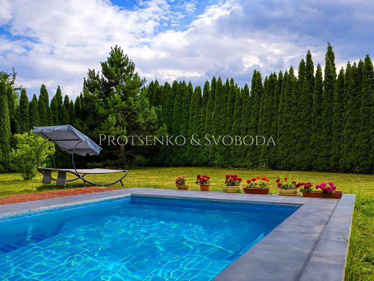Prodej rodinného domu 185 m², pozemek 920 m² - foto 6