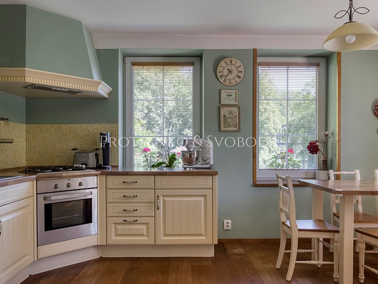 Prodej chalupy 257 m², pozemek 4 348 m² - foto 1