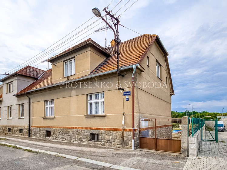 Prodej  rodinného domu 220 m², pozemek 686 m² - foto 6