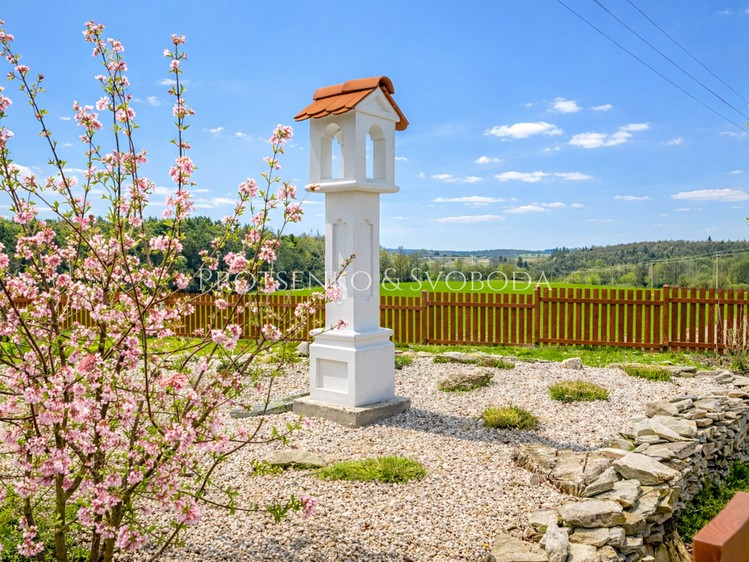 Prodej  chalupy 926 m², pozemek 3 061 m² - foto 4