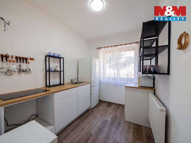 Prodej rodinného domu 143 m², pozemek 356 m² - foto 6