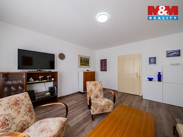 Prodej rodinného domu 143 m², pozemek 356 m² - foto 8