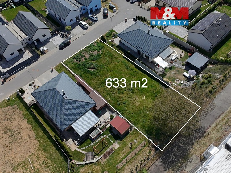 Prodej stavebního pozemku 633 m² - foto 1