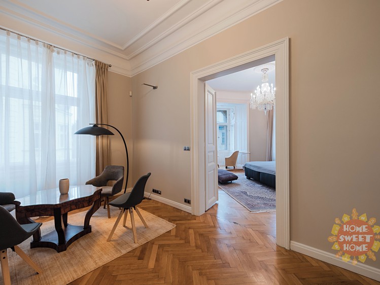 Pronájem bytu 4+1 135 m² - foto 8