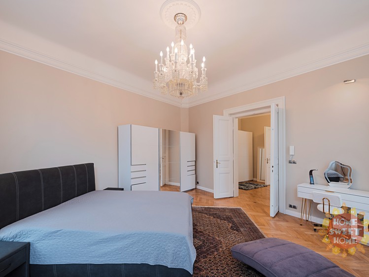 Pronájem bytu 4+1 135 m² - foto 5
